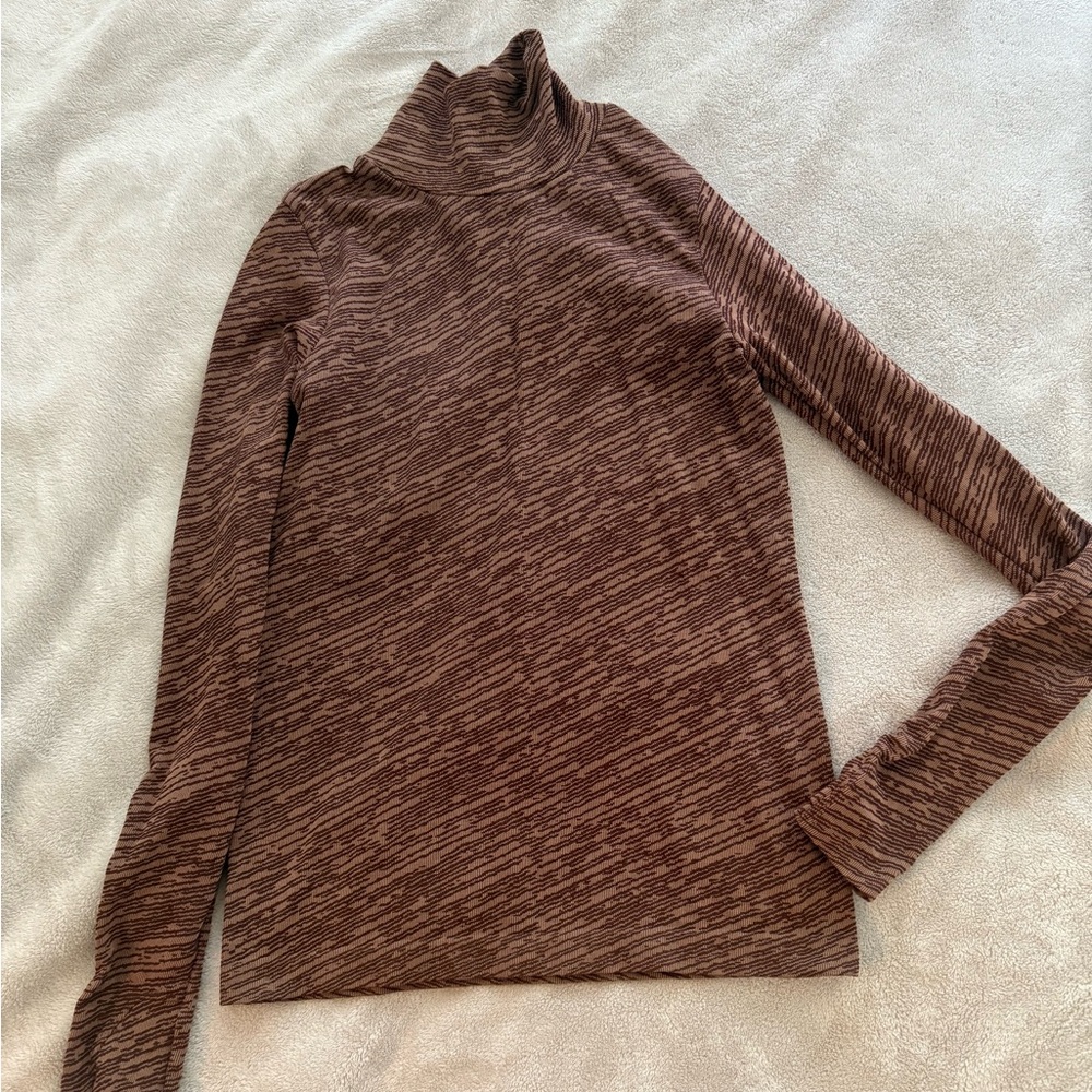 Athleta Textured Brown Top